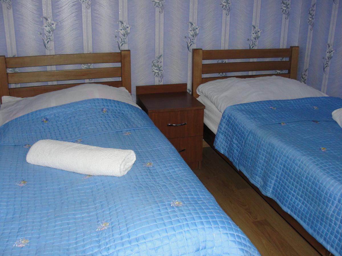 Guest House 26 Mestia Buitenkant foto
