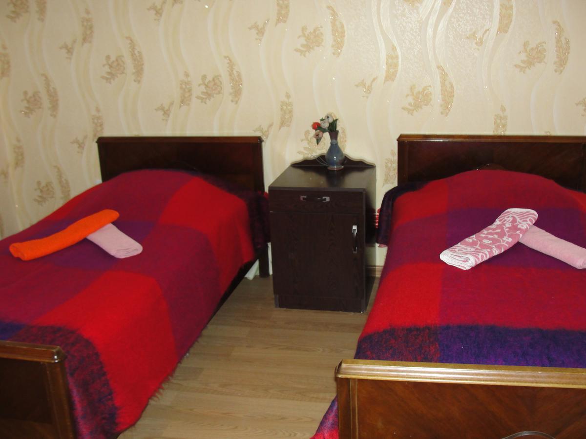 Guest House 26 Mestia Buitenkant foto