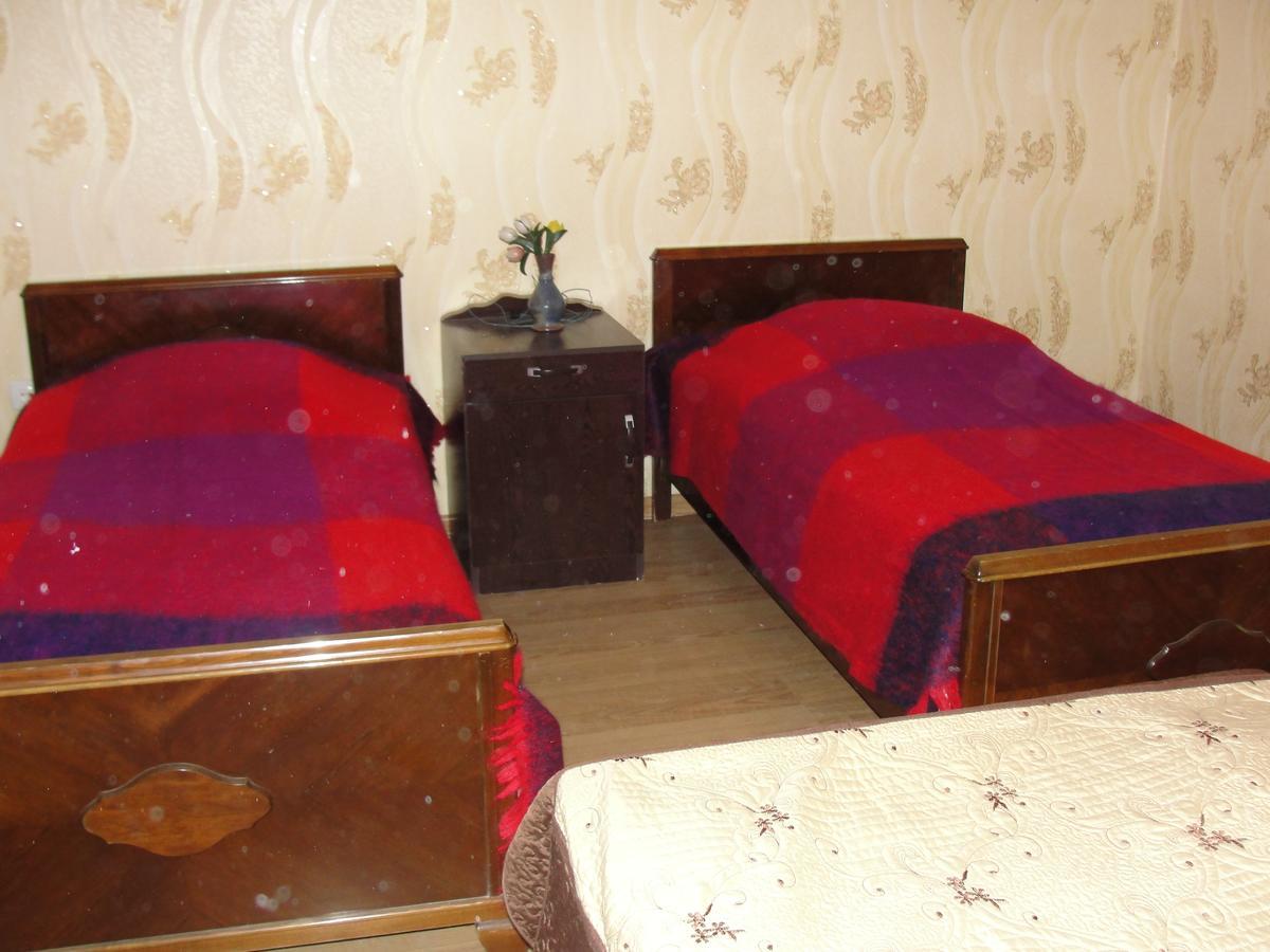 Guest House 26 Mestia Buitenkant foto