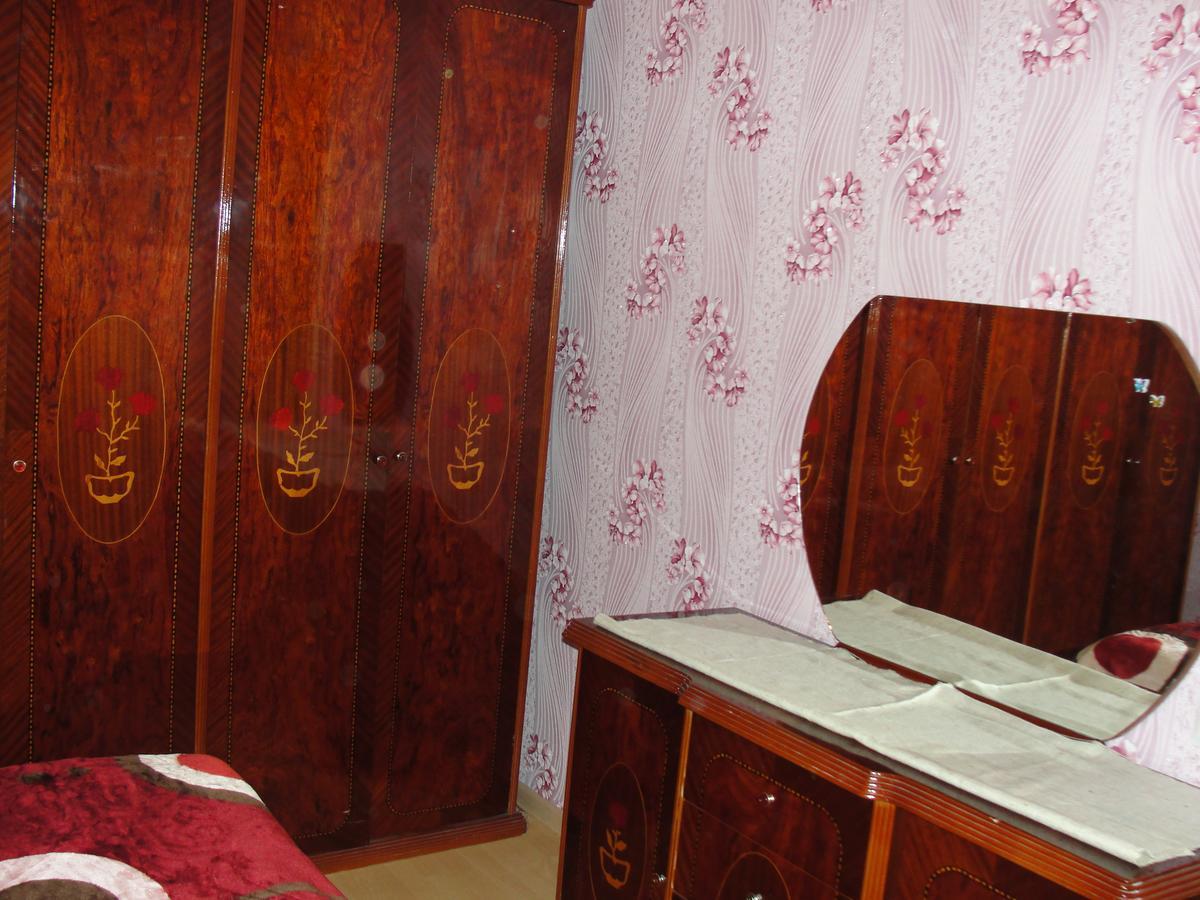 Guest House 26 Mestia Buitenkant foto