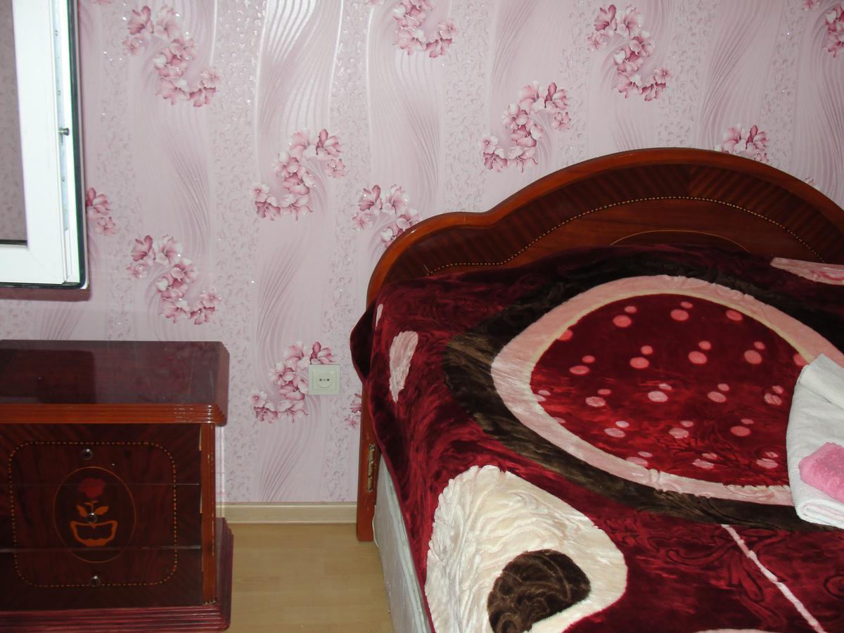 Guest House 26 Mestia Buitenkant foto