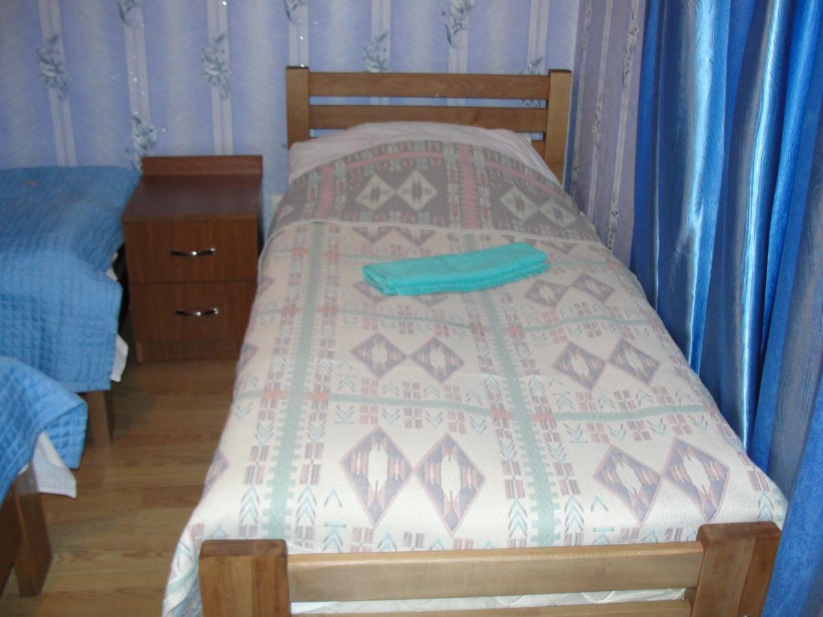 Guest House 26 Mestia Buitenkant foto